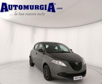 Lancia Ypsilon 1.2 69 CV 5 porte S Momodesign