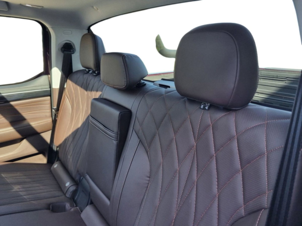Foton Tunland Tunland V9 2.0 vgt turbo 48V Ultra 8at (18)