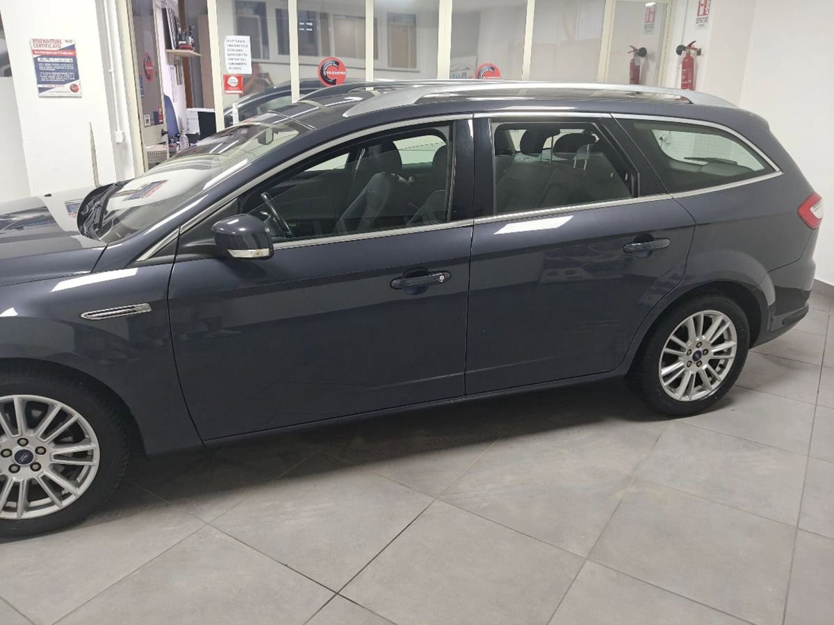Ford Mondeo Station Wagon 2.0 TDCi Bi Turbo S&S Pow. SW Titanium Business (3)