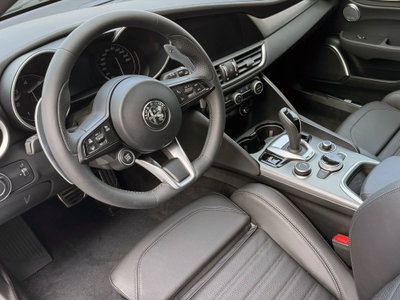 Alfa Romeo Giulia 2.2 Turbodiesel 210 CV AT8 AWD Q4 Veloce Ti (10)