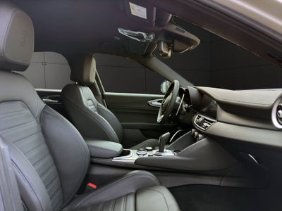 Alfa Romeo Giulia 2.2 Turbodiesel 210 CV AT8 AWD Q4 Veloce Ti (12)