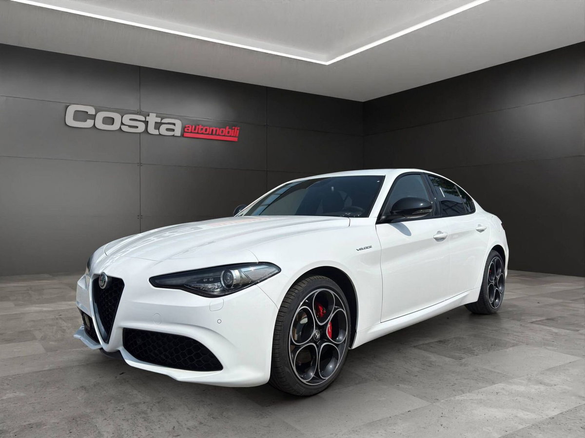 Alfa Romeo Giulia 2.2 Turbodiesel 210 CV AT8 AWD Q4 Veloce Ti (2)