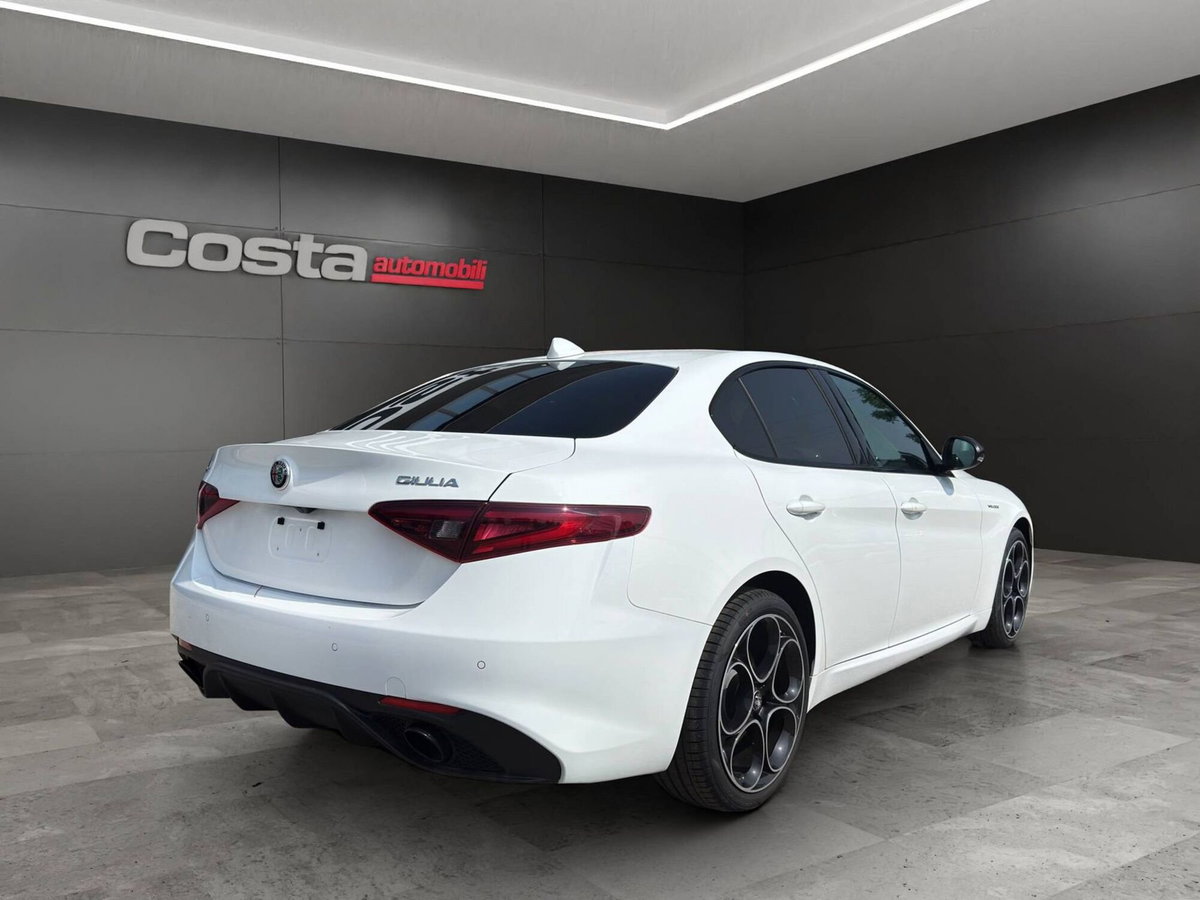 Alfa Romeo Giulia 2.2 Turbodiesel 210 CV AT8 AWD Q4 Veloce Ti (7)