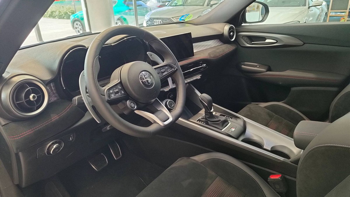 Alfa Romeo Tonale 1.5 hybrid Veloce 160cv tct7 (10)