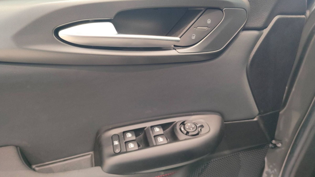 Alfa Romeo Tonale 1.5 hybrid Veloce 160cv tct7 (16)