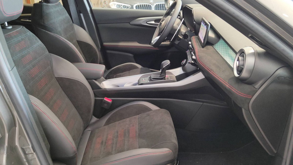 Alfa Romeo Tonale 1.5 hybrid Veloce 160cv tct7 (17)