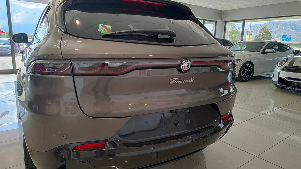 Alfa Romeo Tonale 1.5 hybrid Veloce 160cv tct7 (6)