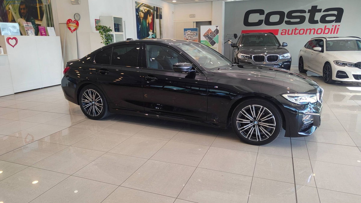 BMW Serie 3 318d 48V Msport (4)