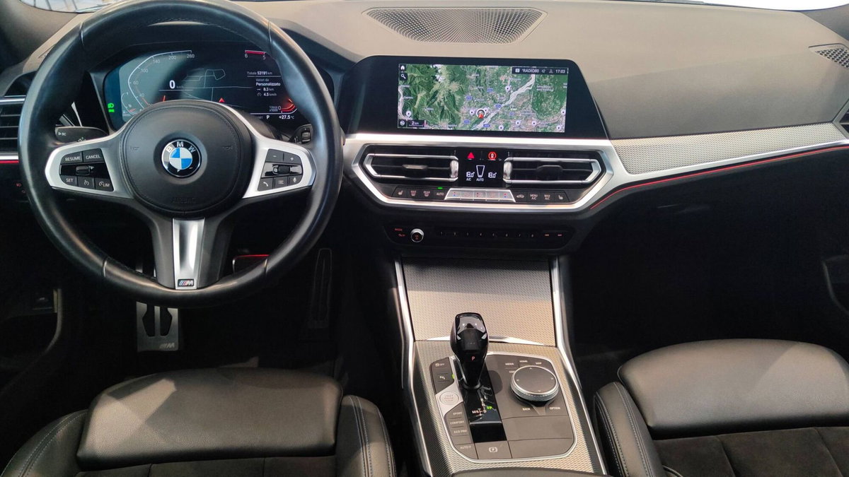 BMW Serie 3 318d 48V Msport (14)