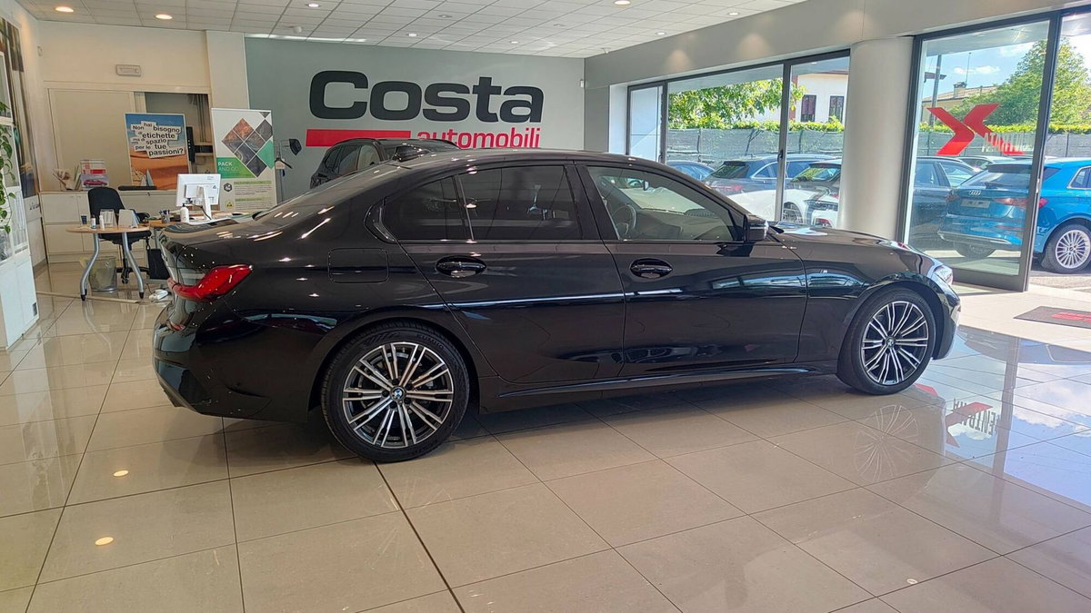BMW Serie 3 318d 48V Msport (5)