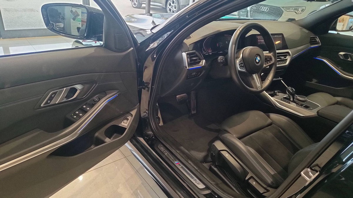 BMW Serie 3 Touring 320i  Msport (13)
