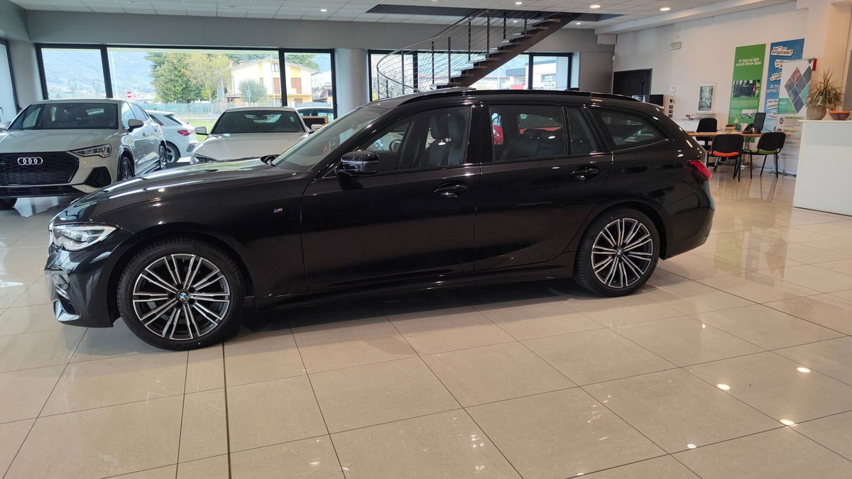 BMW Serie 3 Touring 320i  Msport (8)