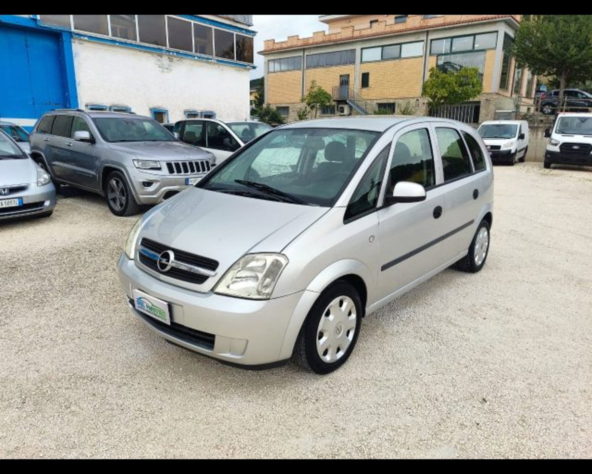 Opel Meriva 1.6 16V Club (9)