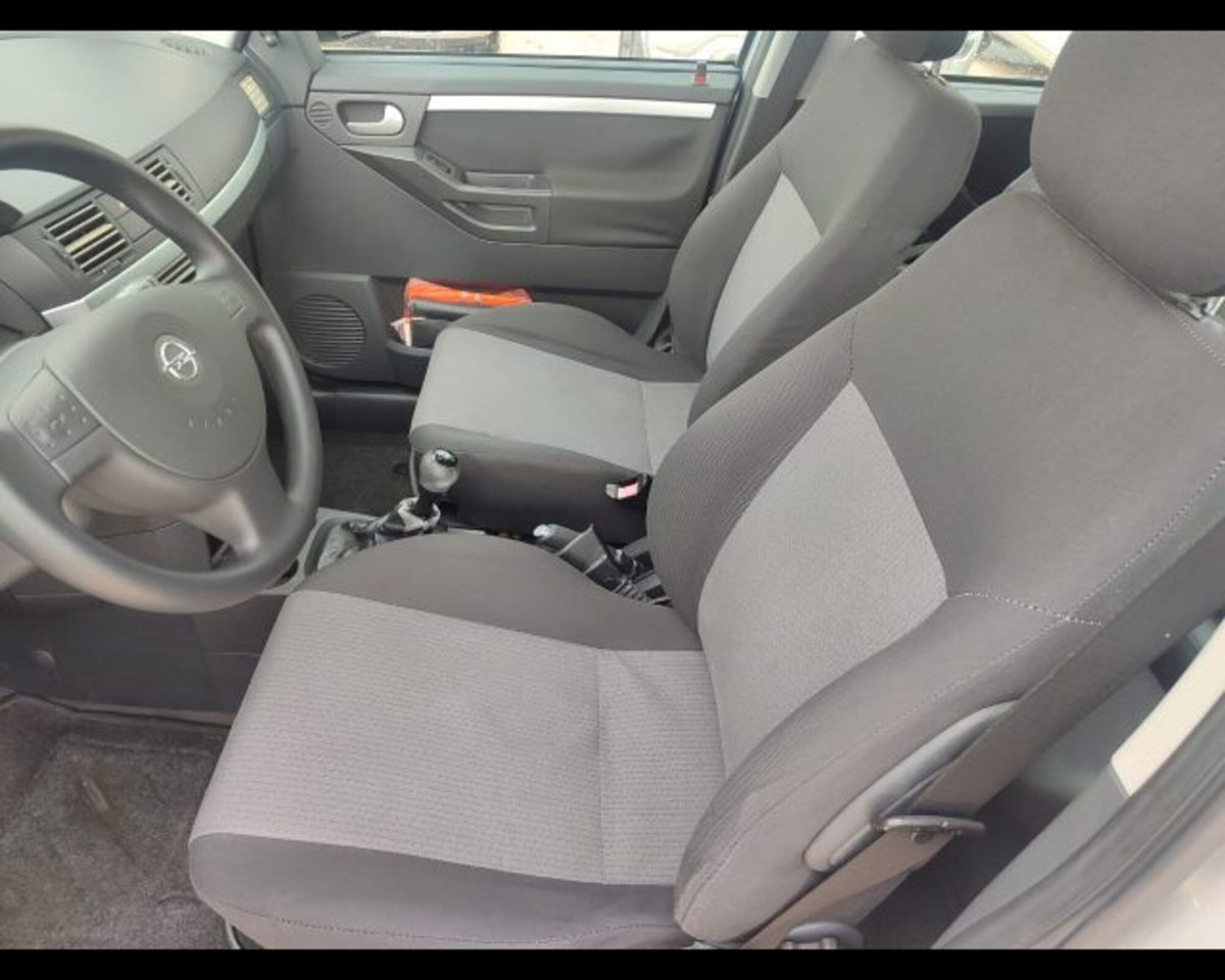 Opel Meriva 1.6 16V Club (10)