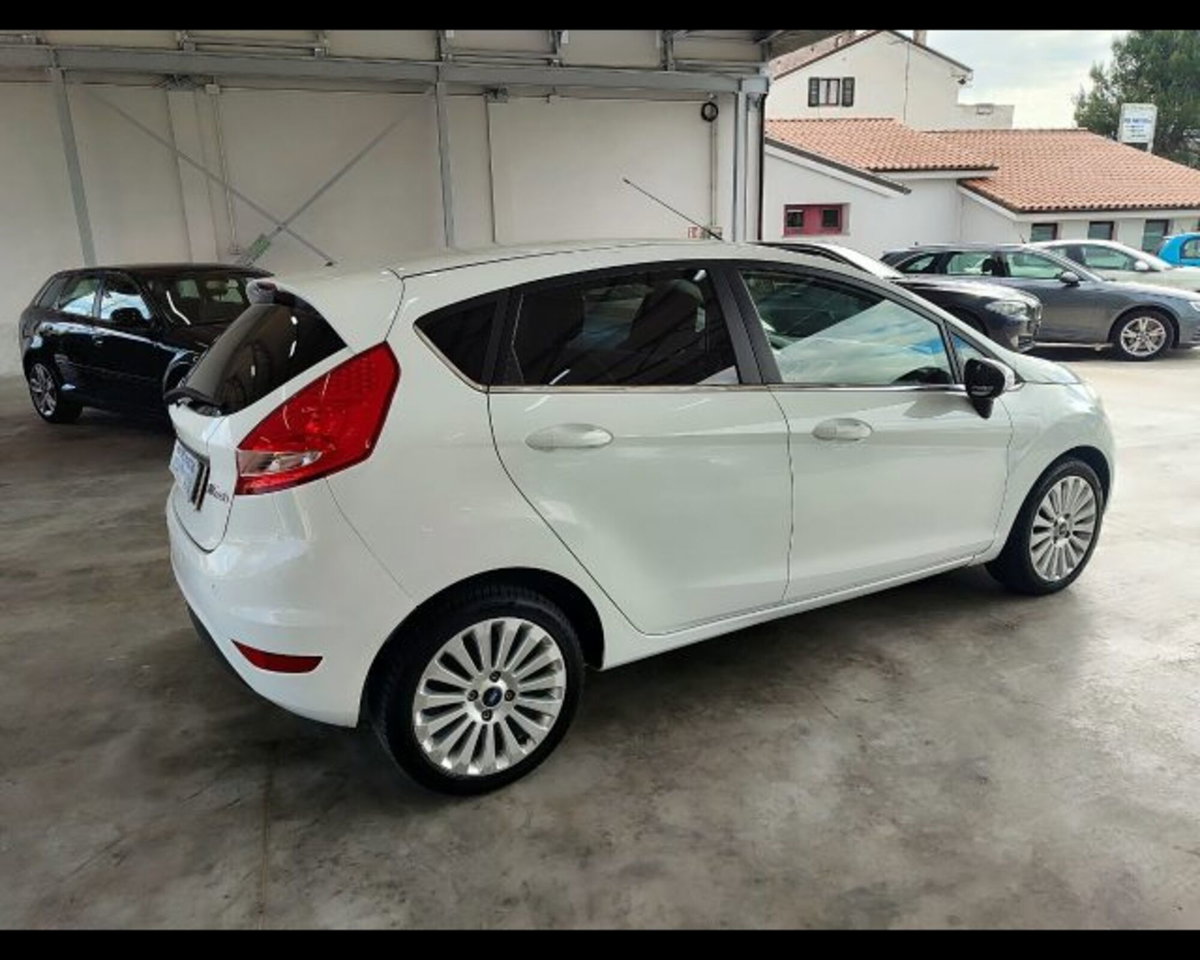 Ford Fiesta 1.4 5 porte Bz.- GPL Titanium (6)