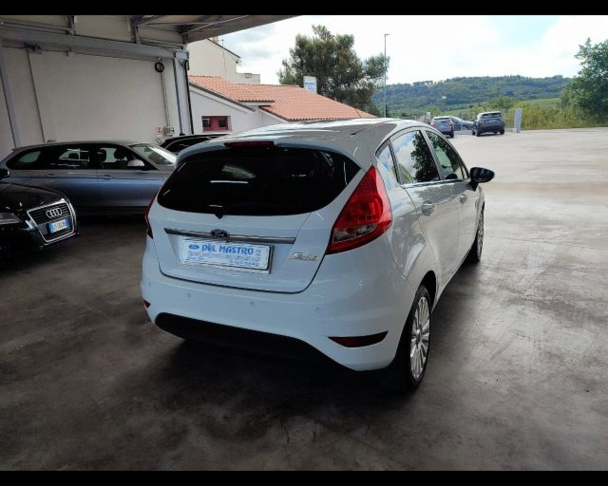 Ford Fiesta 1.4 5 porte Bz.- GPL Titanium (7)
