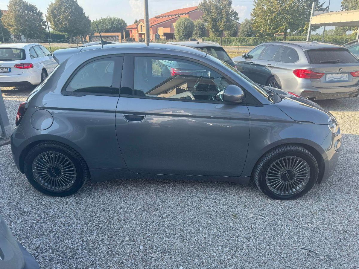 Fiat 500e e 42 kWh Icon (2)