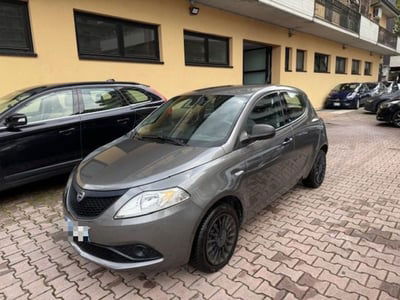 Lancia Ypsilon 1.2 69 CV 5 porte Gold usata