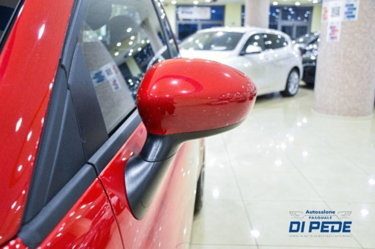 Fiat 500 1.0 Hybrid Red (11)