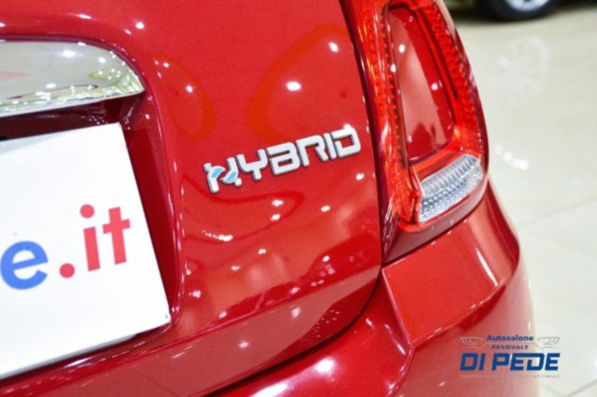 Fiat 500 1.0 Hybrid Red (14)