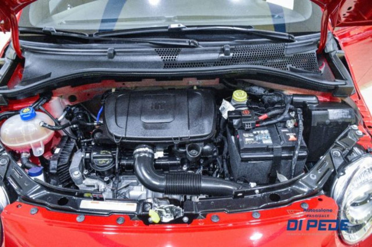 Fiat 500 1.0 Hybrid Red (16)