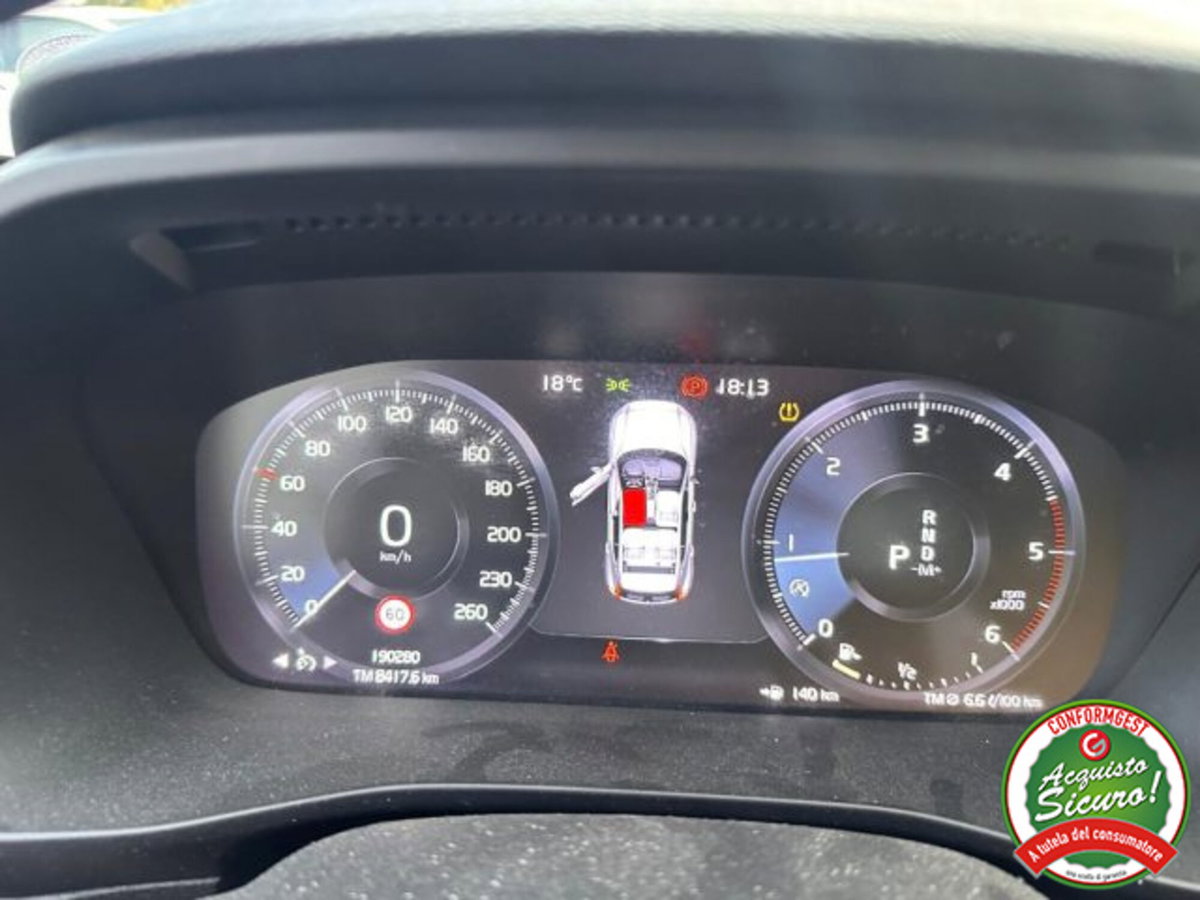 Volvo XC40 D3 Geartronic Momentum (6)