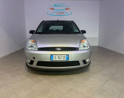 Ford Fiesta 1.4 16V 5p. Ghia usata