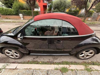 Volkswagen New Beetle Cabrio 1.6 Cabrio usata