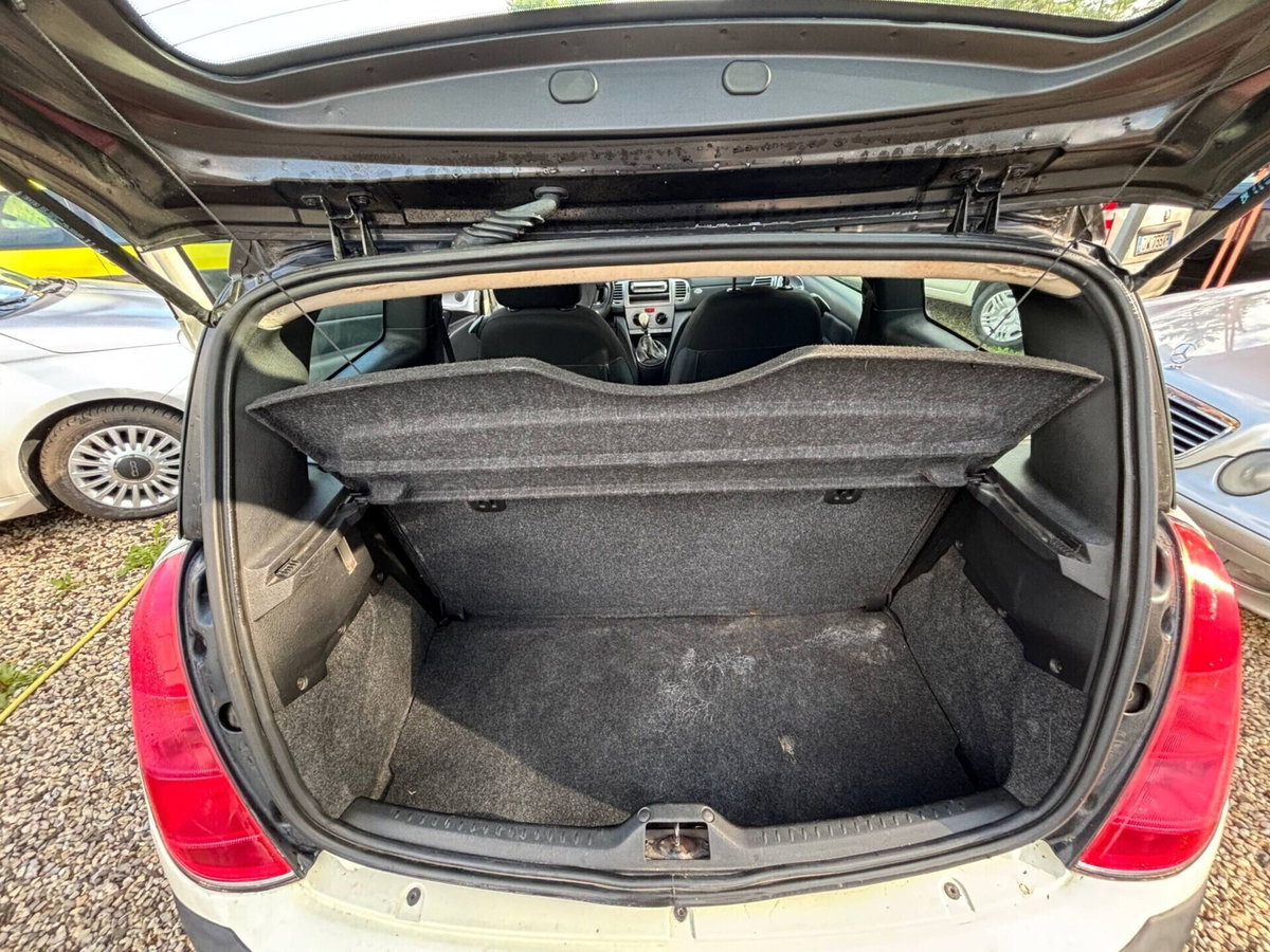 Lancia Ypsilon 1.2 (7)