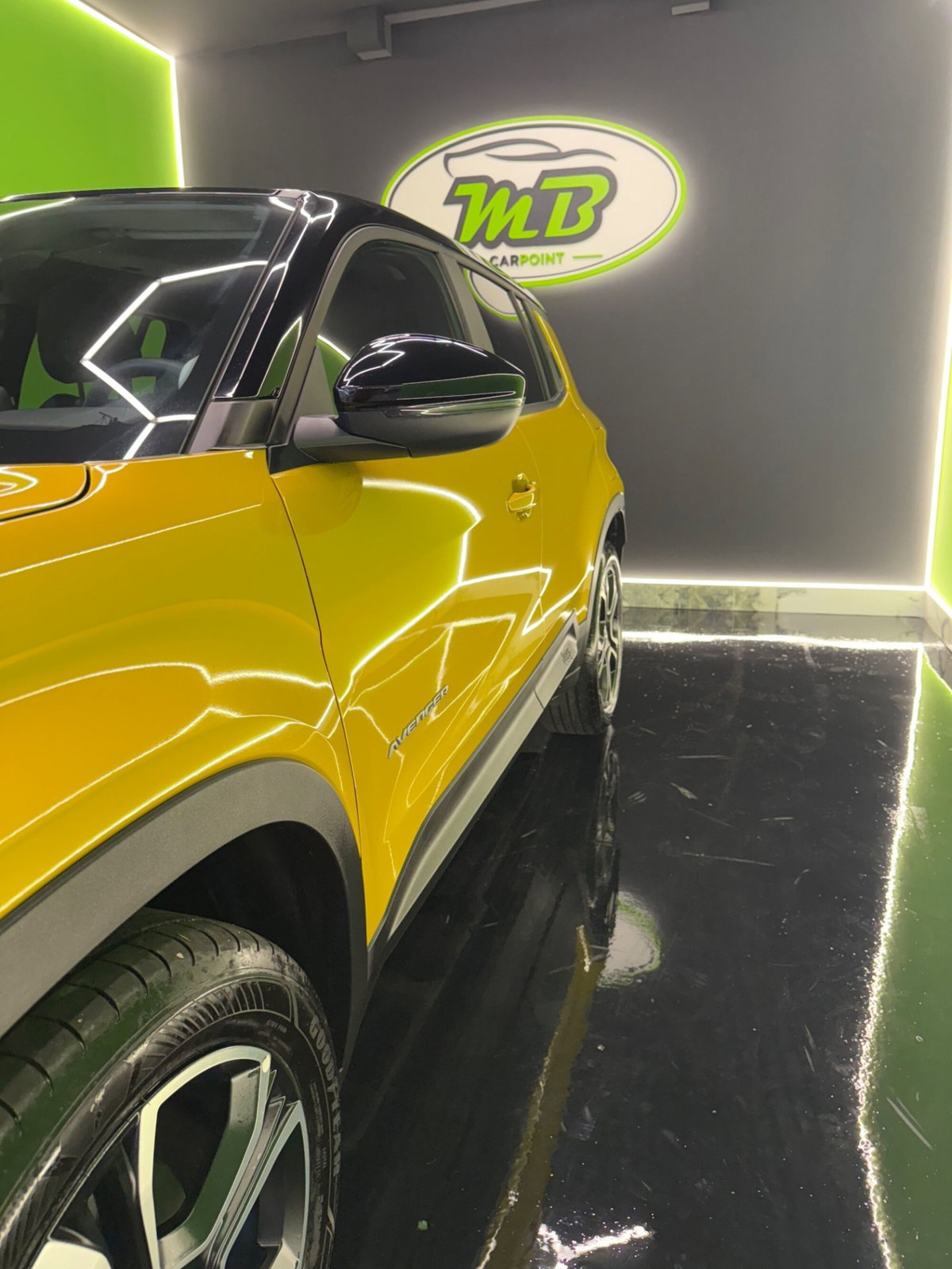 Jeep Avenger 1.2 turbo Summit fwd 100cv (7)