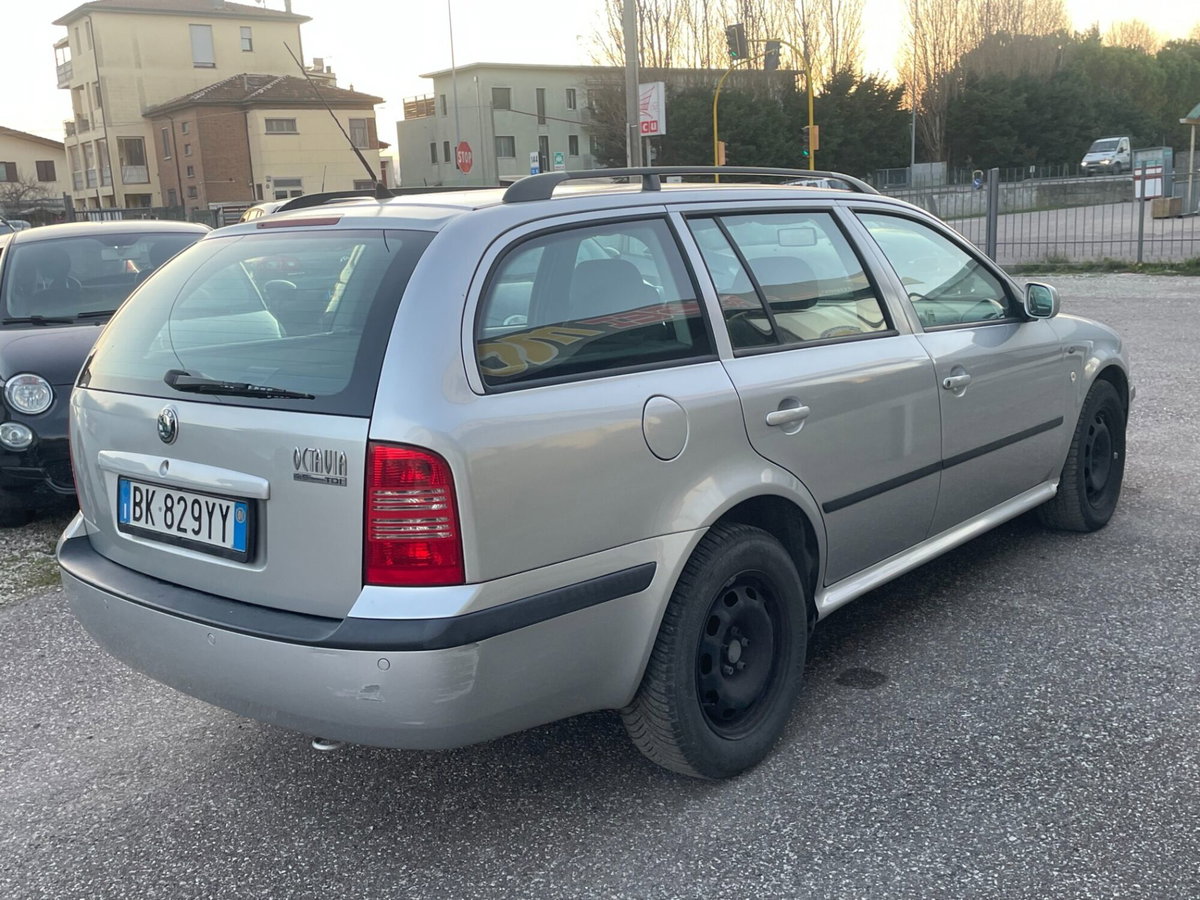 Skoda Octavia Station Wagon 1.9 TDI/110 CV cat Wagon SLX (4)