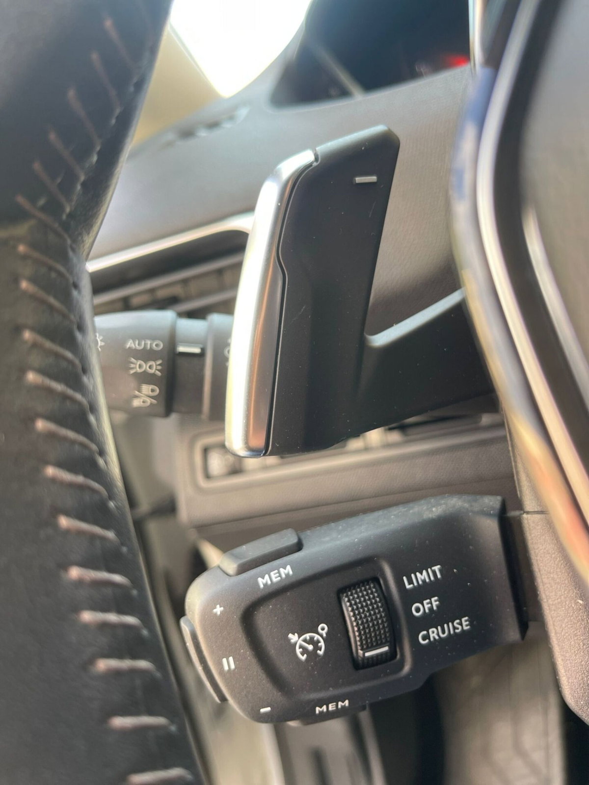 Peugeot 3008 BlueHDi 130 S&S EAT8 Active Business (13)