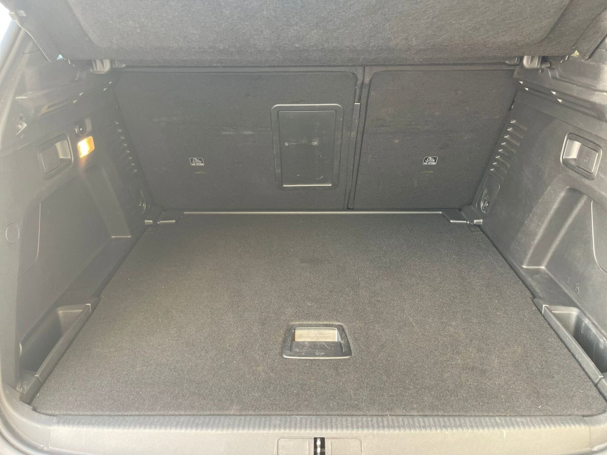 Peugeot 3008 BlueHDi 130 S&S EAT8 Active Business (8)