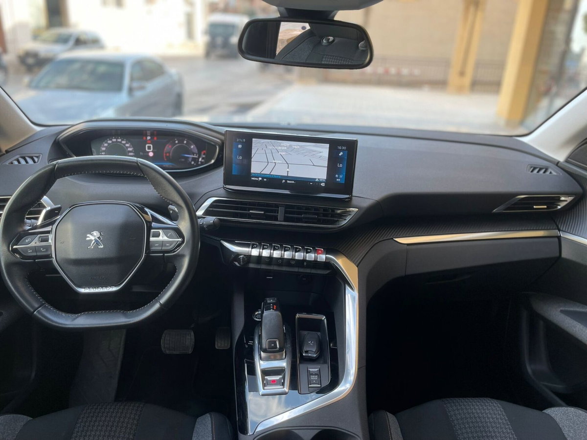 Peugeot 3008 BlueHDi 130 S&S EAT8 Active Business (9)