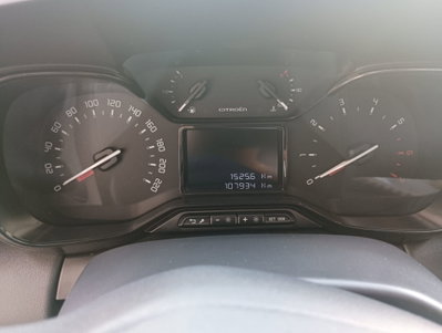 Citroen C3 Aircross BlueHDi 120 S&S EAT6 Feel (9)