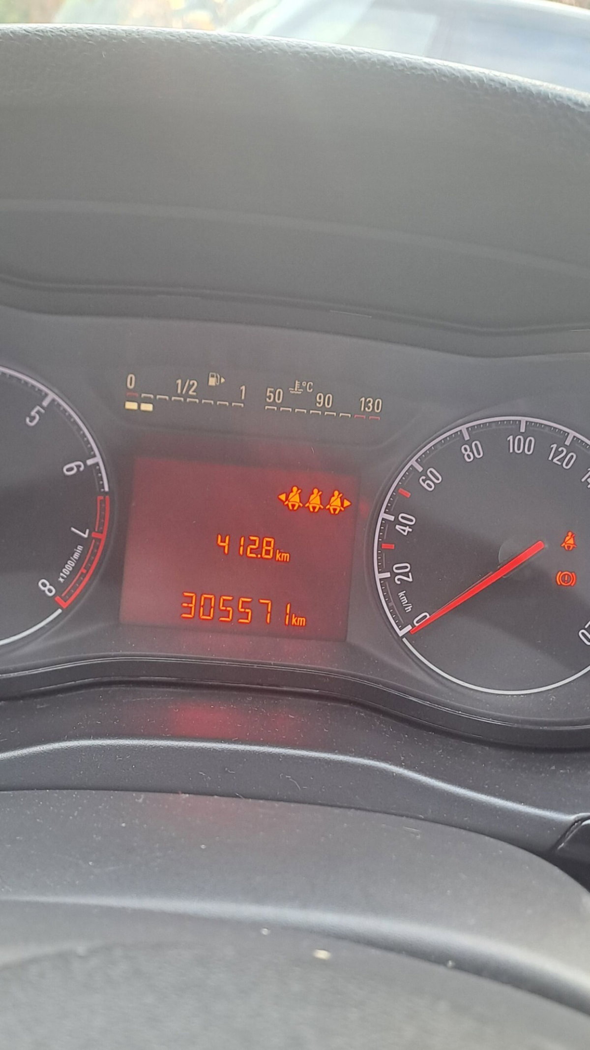 Opel Corsa 1.2 5 porte (6)