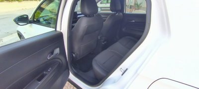 Jeep Avenger 1.2 turbo Altitude fwd 100cv (16)
