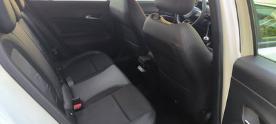 Jeep Avenger 1.2 turbo Altitude fwd 100cv (18)