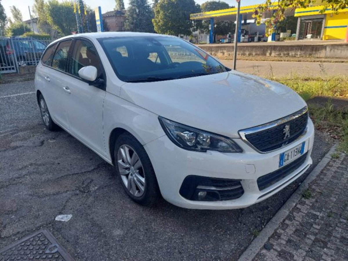 Peugeot 308 SW BlueHDi 100 S&S Business (2)