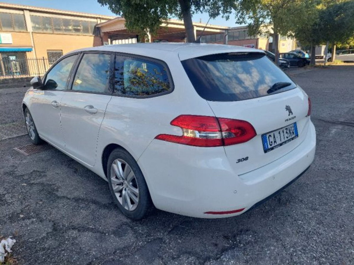 Peugeot 308 SW BlueHDi 100 S&S Business (4)