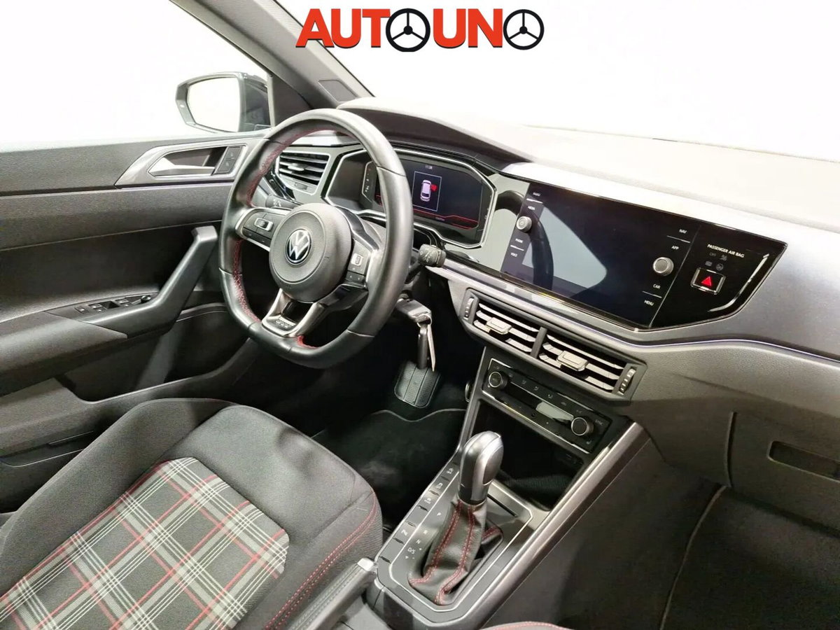 Volkswagen Polo 2.0 tsi GTI dsg (13)
