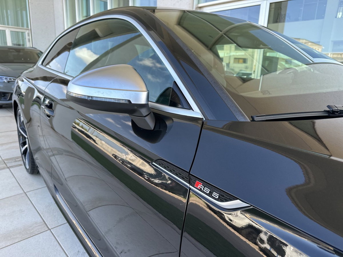 Audi A5 Coupé 3.2 V6 FSI quattro tiptronic (10)