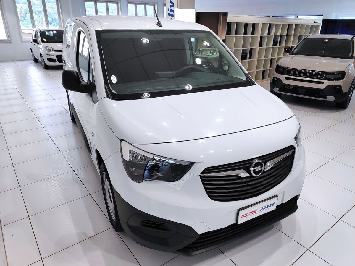 Opel Combo Furgone Cargo XL 1.5 Diesel 130CV PL 950kg Edition (11)