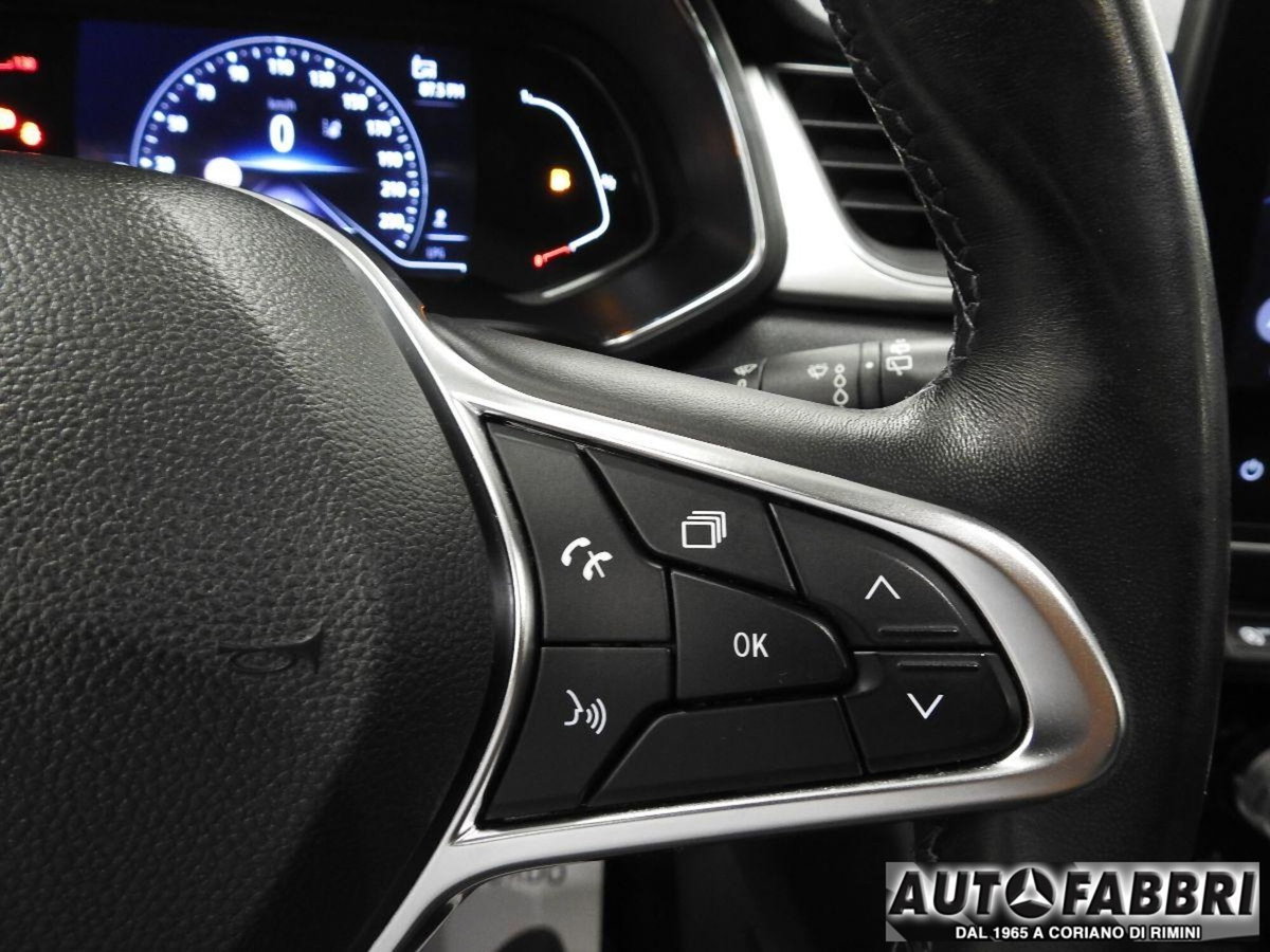 Renault Captur TCe 100 CV GPL FAP Intens (14)