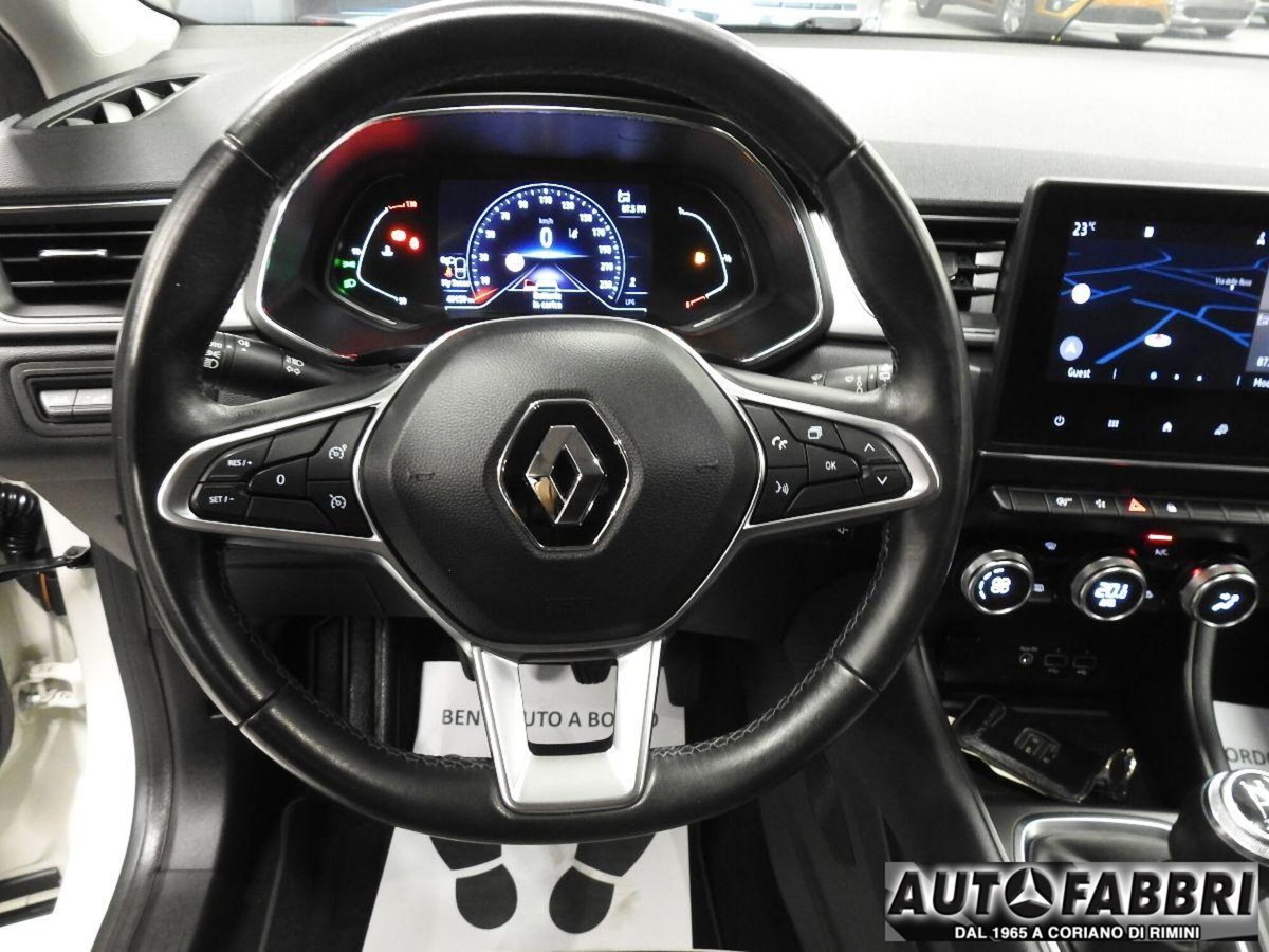 Renault Captur TCe 100 CV GPL FAP Intens (9)