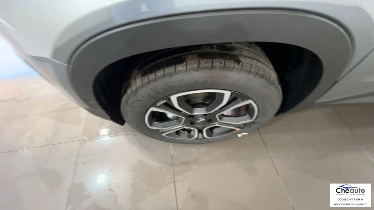 Jeep Avenger 1.2 turbo Summit fwd 100cv (11)