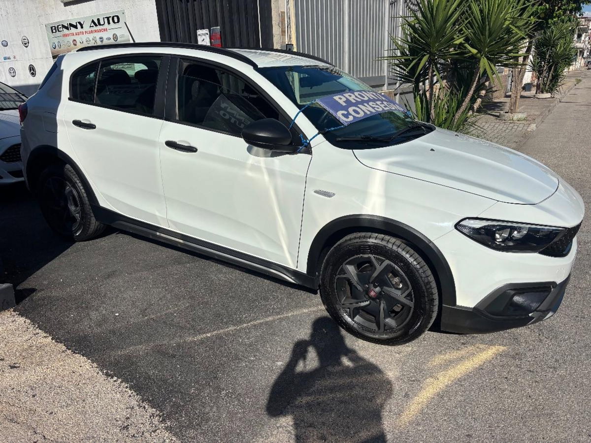 Fiat Tipo 1.6 mjt Cross s&s 130cv (4)