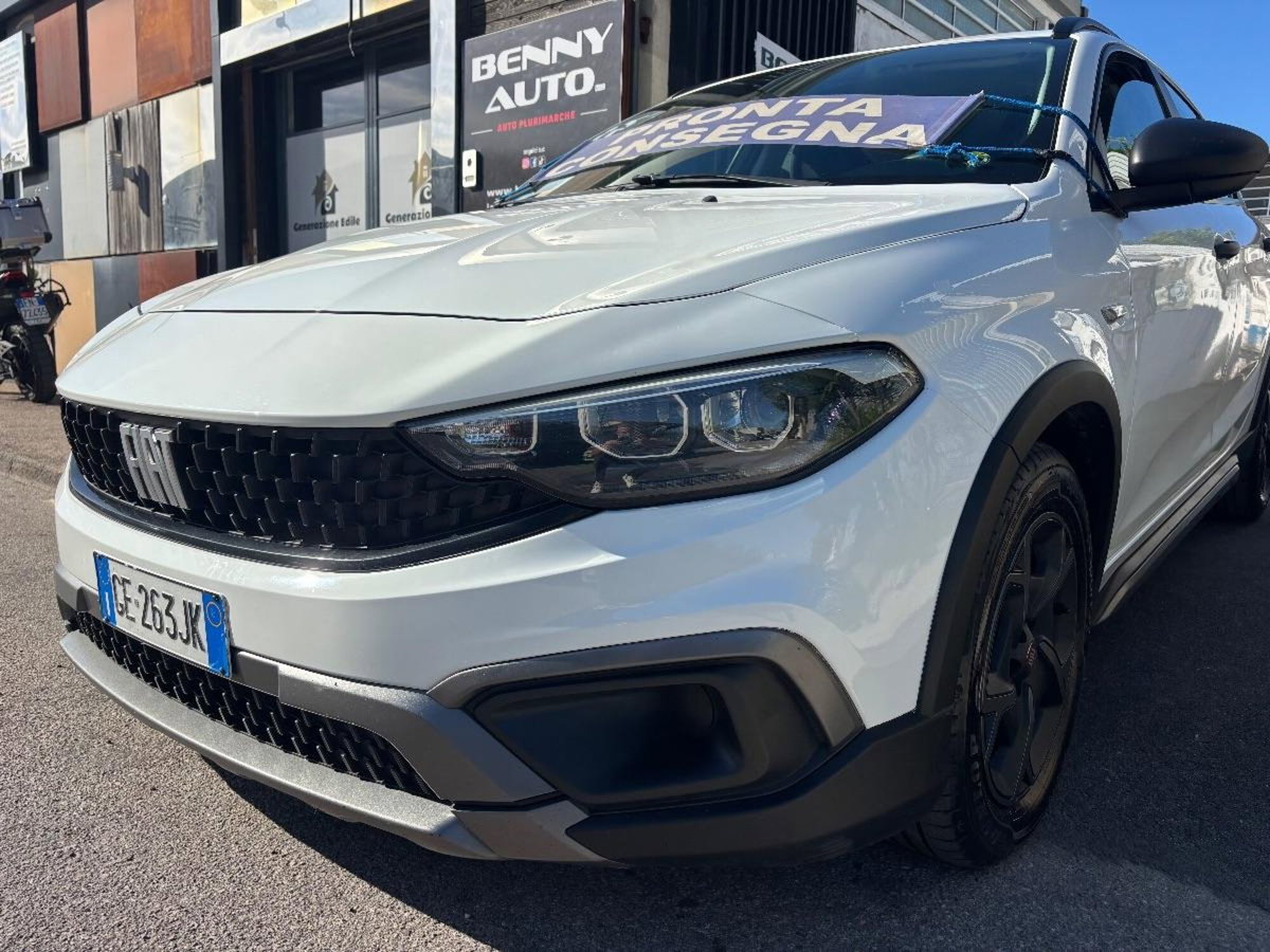 Fiat Tipo 1.6 mjt Cross s&s 130cv (5)
