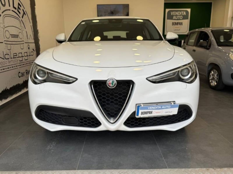 Alfa Romeo Stelvio 2.2 t Intensa Q4 210cv auto