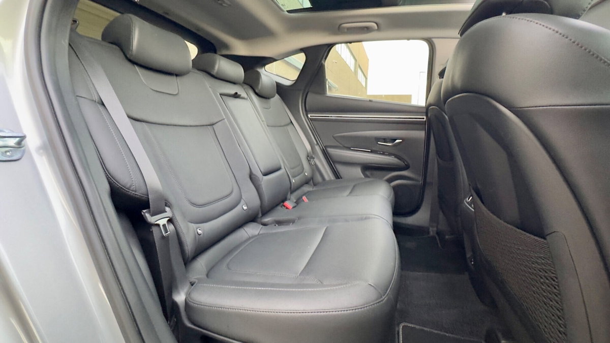 Hyundai Tucson 1.6 CRDi 136CV 48V DCT Exellence (12)